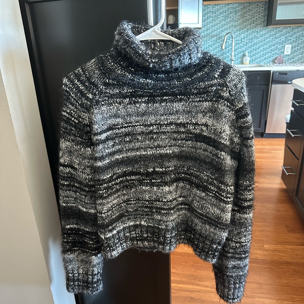 Aritzia Babaton Winter Sweater